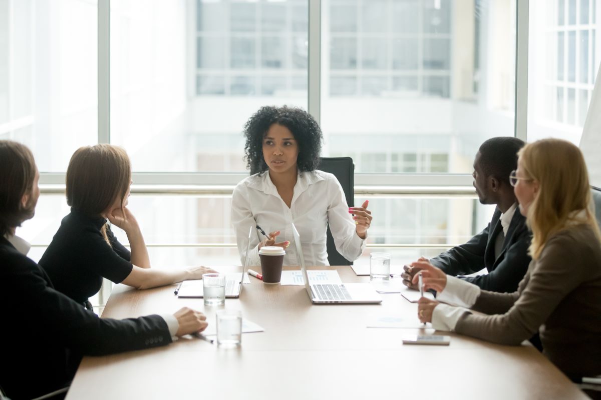 Cresce o número de mulheres em cargos de liderança| Fonte: Shutterstock