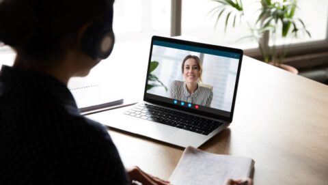 Como se sair bem na entrevista via Skype?| Fonte: Shutterstock
